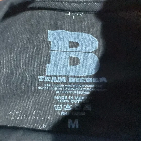 Justin Bieber Stadium Tour Tee - Picture 2 of 5
